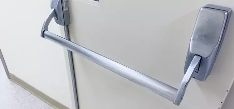 Panic Door Hardware Installation Sainte-Julienne