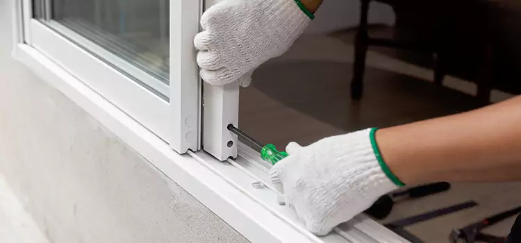 Sliding Glass Door Lock Repair Sainte-Julienne