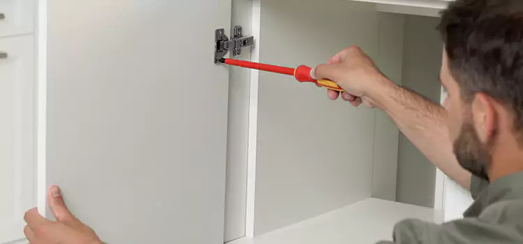 Screen Door Hinge Repair Sainte-Julienne