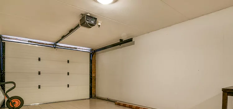 Top-Rated Garage Door Opener Installation in Sainte-Julienne, QC